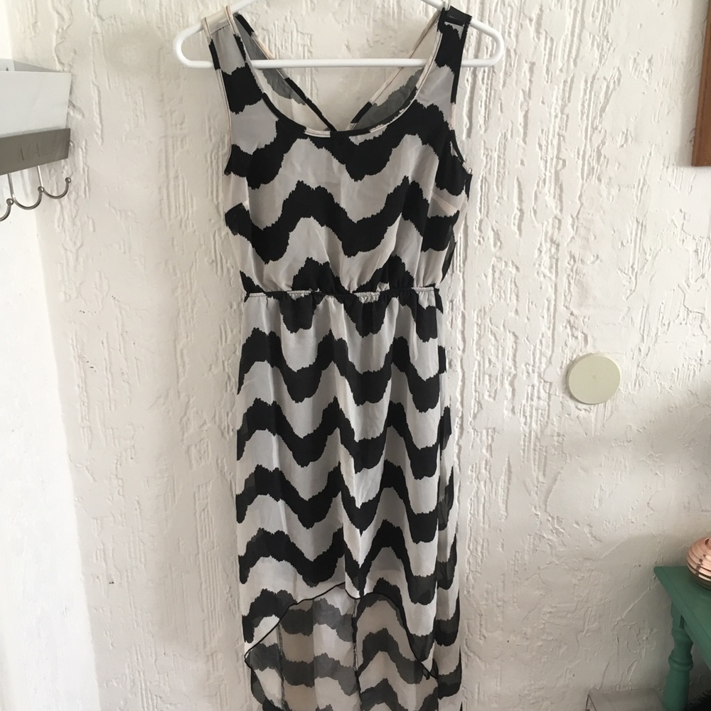 Y2K L8teR Black and White High Low Dress Size Small
